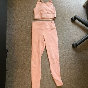 LIGHT PINK FABLETICS SET